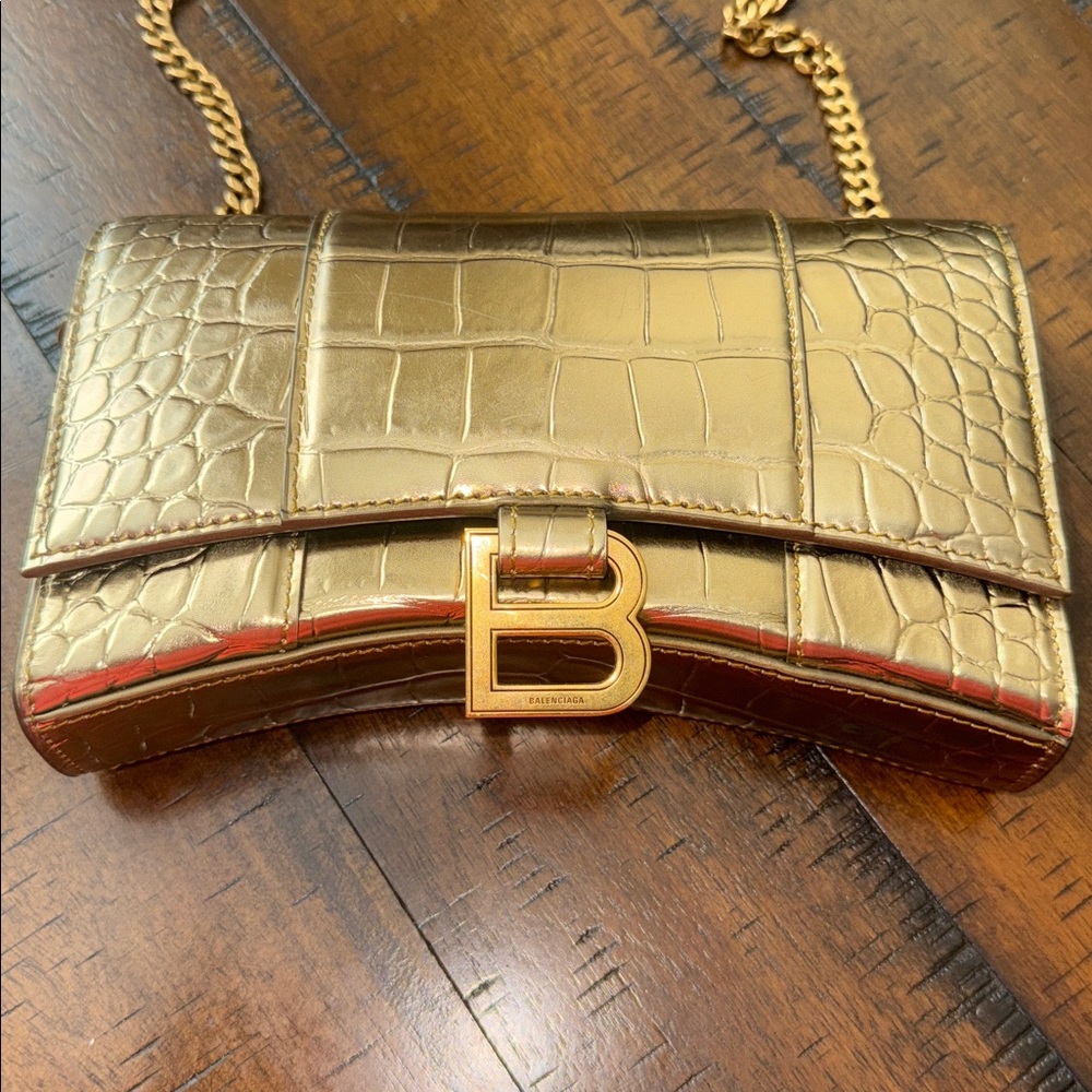 Balenciaga Gold Croc Hourglass Chain Bag - Picture 3 of 8